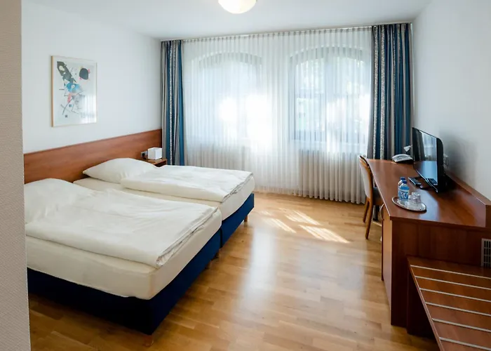 Отель Muennich 3*
